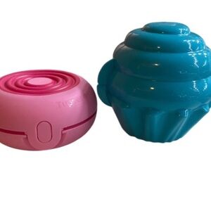 Tupperware Pink and Blue Snack containers Set
